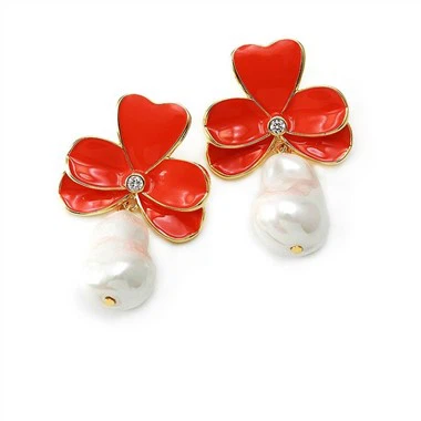 Anting Enamel Fashion Putih