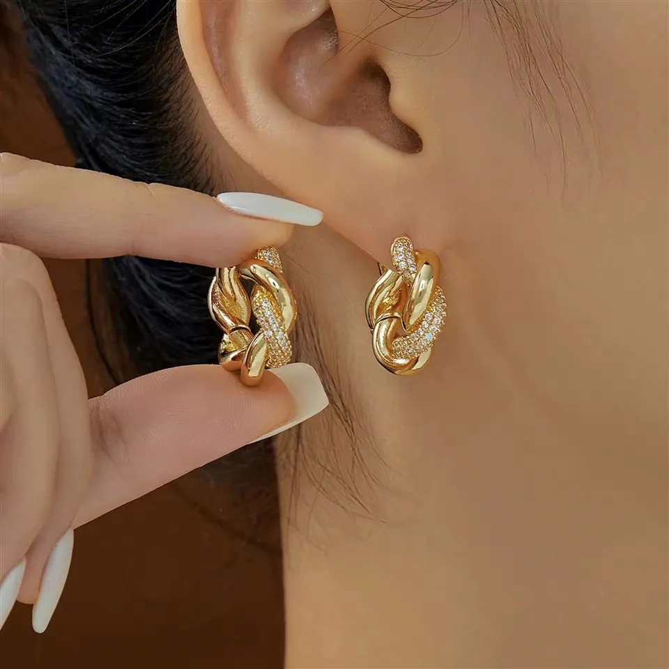 Anting Tembaga Lingkaran Mewah Ringan Fashion